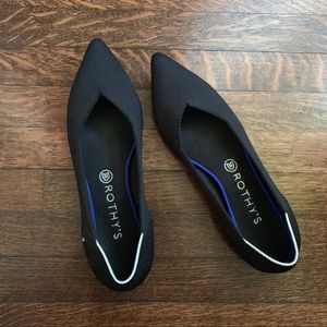 Black Rothy's - Excellent Conditon White Halo